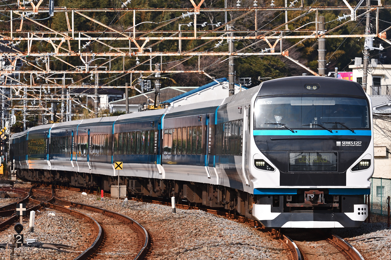 特急踊り子 E257 伊東駅