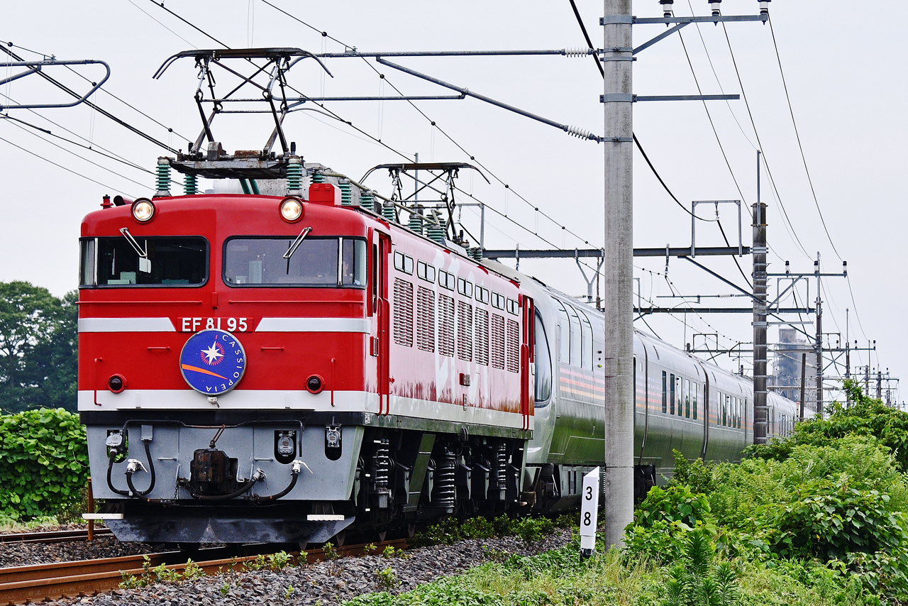 カシオペア紀行 EF81-95 レインボーカラー