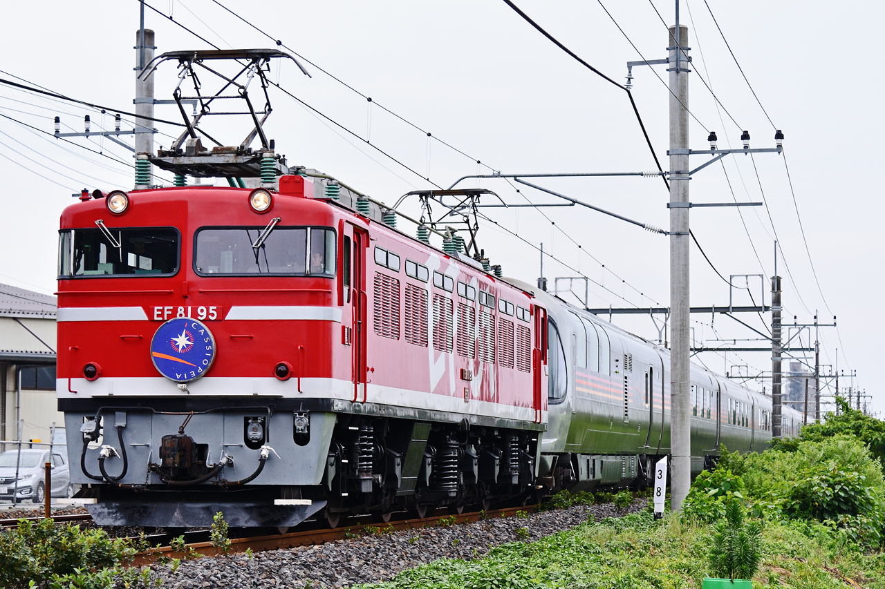 カシオペア紀行 EF81-95 レインボーカラー
