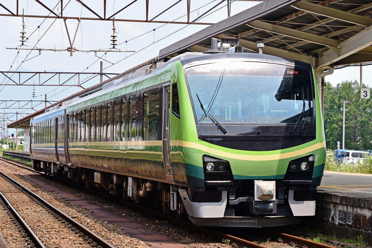 観光列車さとの