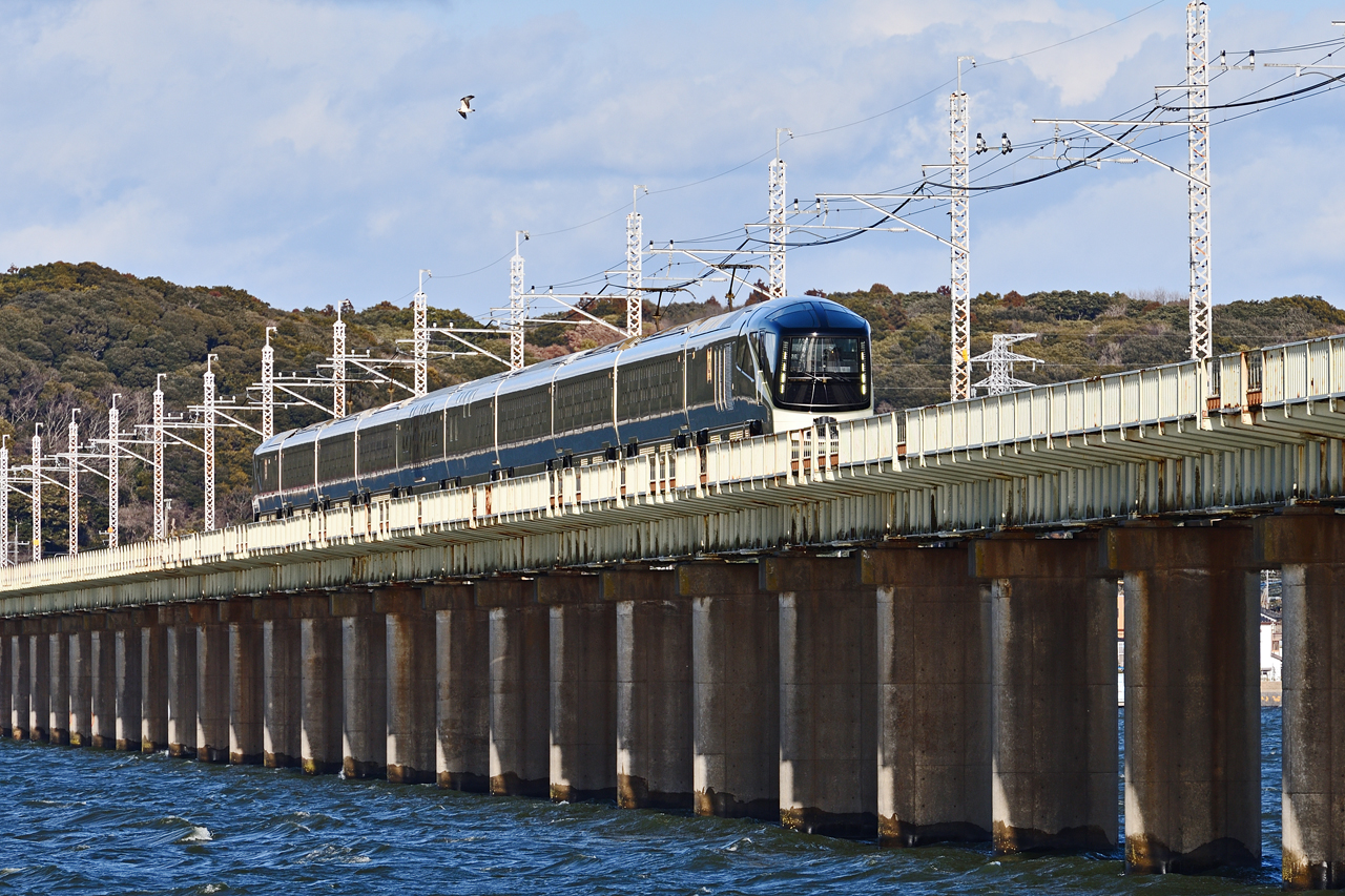 JR東日本 TRAIN SUITE 四季島