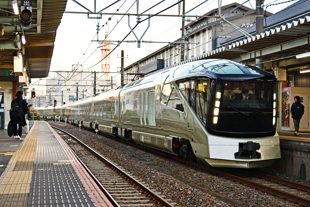 JR東日本 TRAIN SUITE 四季島
